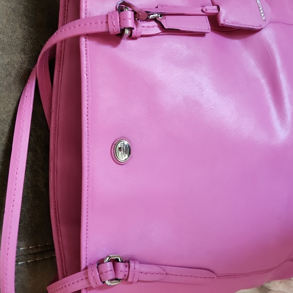 Coach hot pink tote - Picture 2 of 8